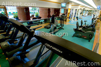 Royal Orchid Sheraton Hotel 29